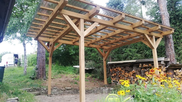 Pultová pergola s trapézovým polykarbonátem 3x3m